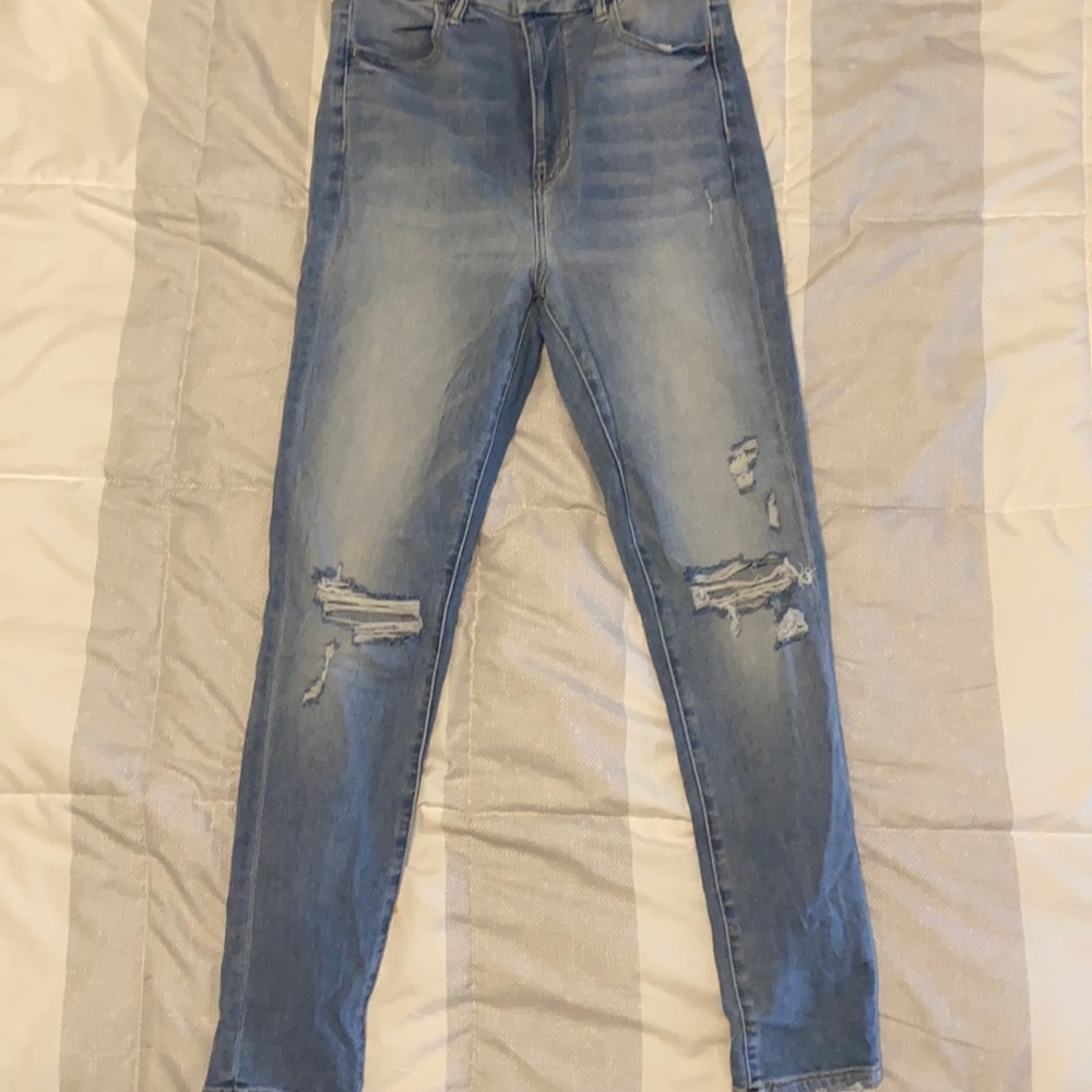 Size 6 American Eagle Skinny Jeans
